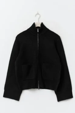 Knitted pocket cardigan