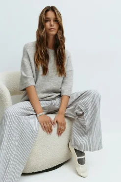 Knitted short sleeve top