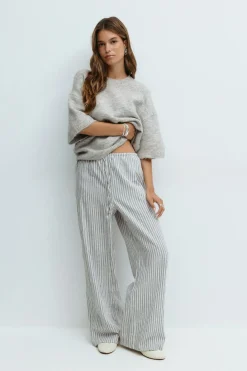 Knitted short sleeve top