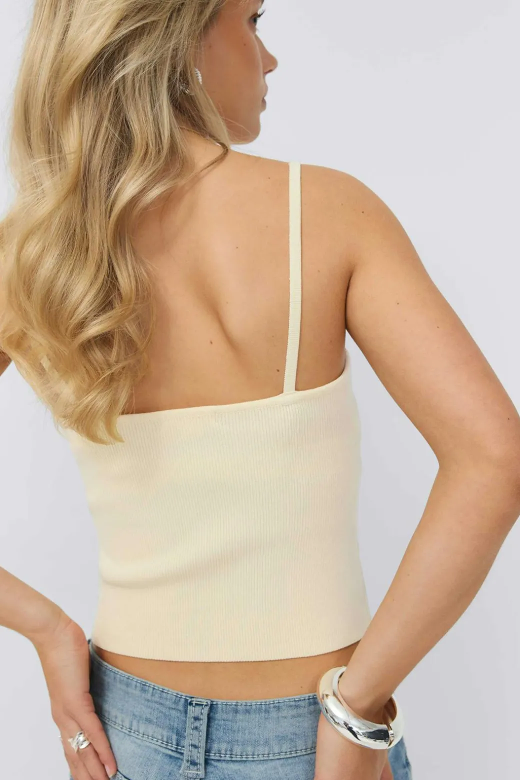 14+ knitted singlet