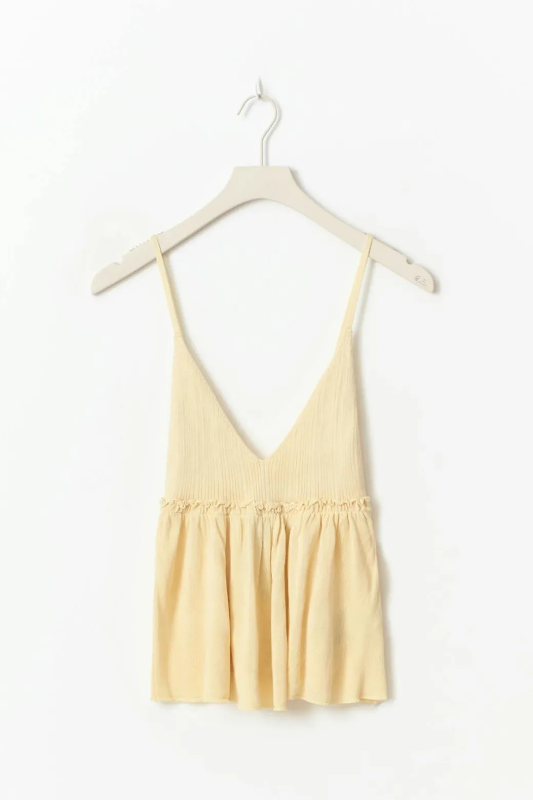 Knitted singlet
