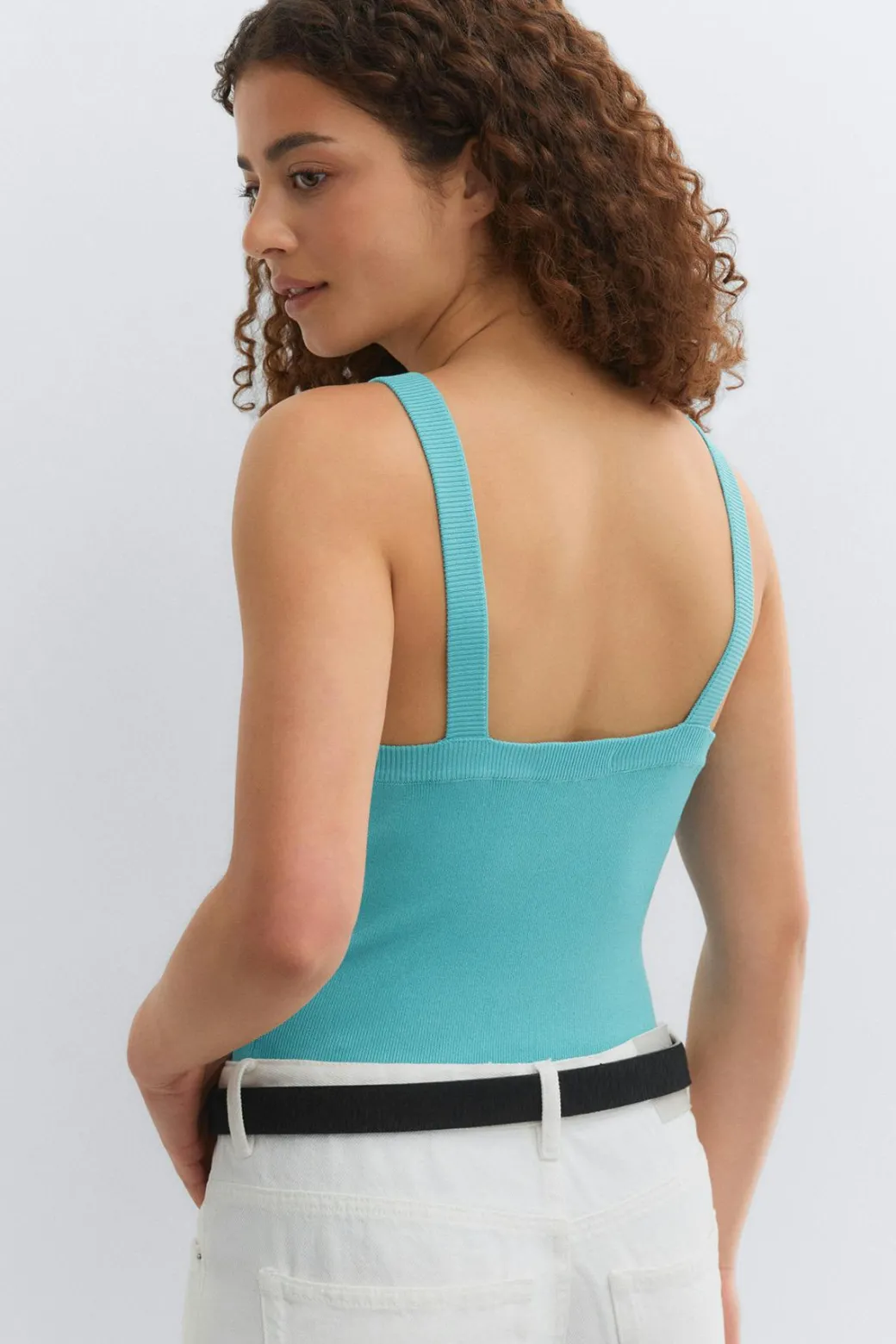 Knitted singlet