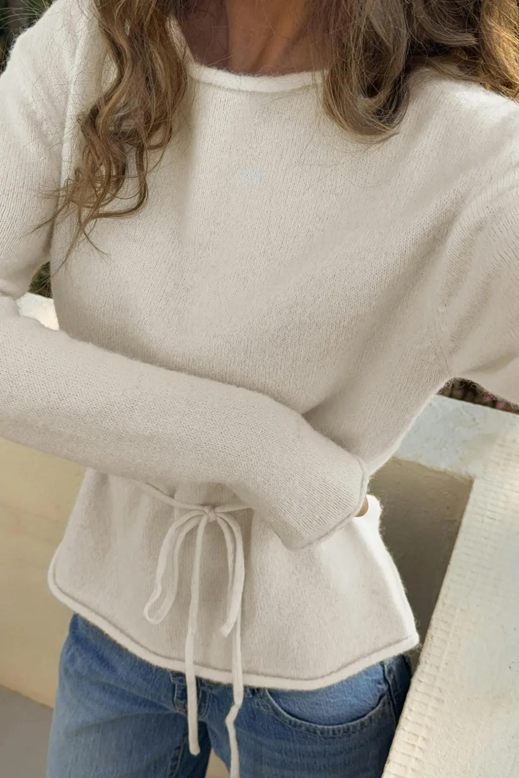 Knitted tie top