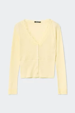 Lace detail button top