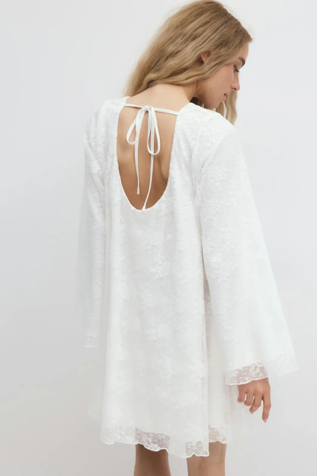 Lace dress