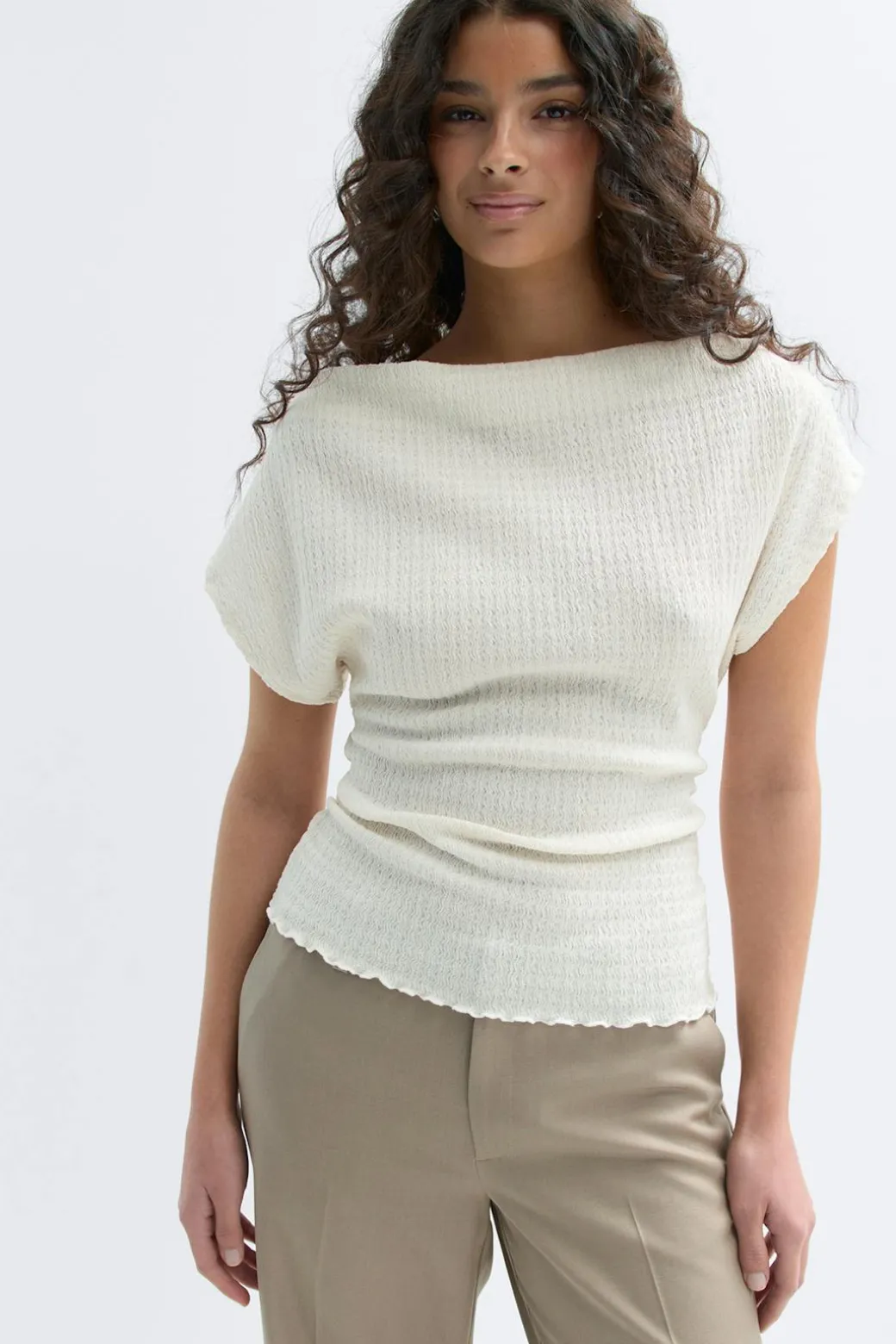 Lacing back top