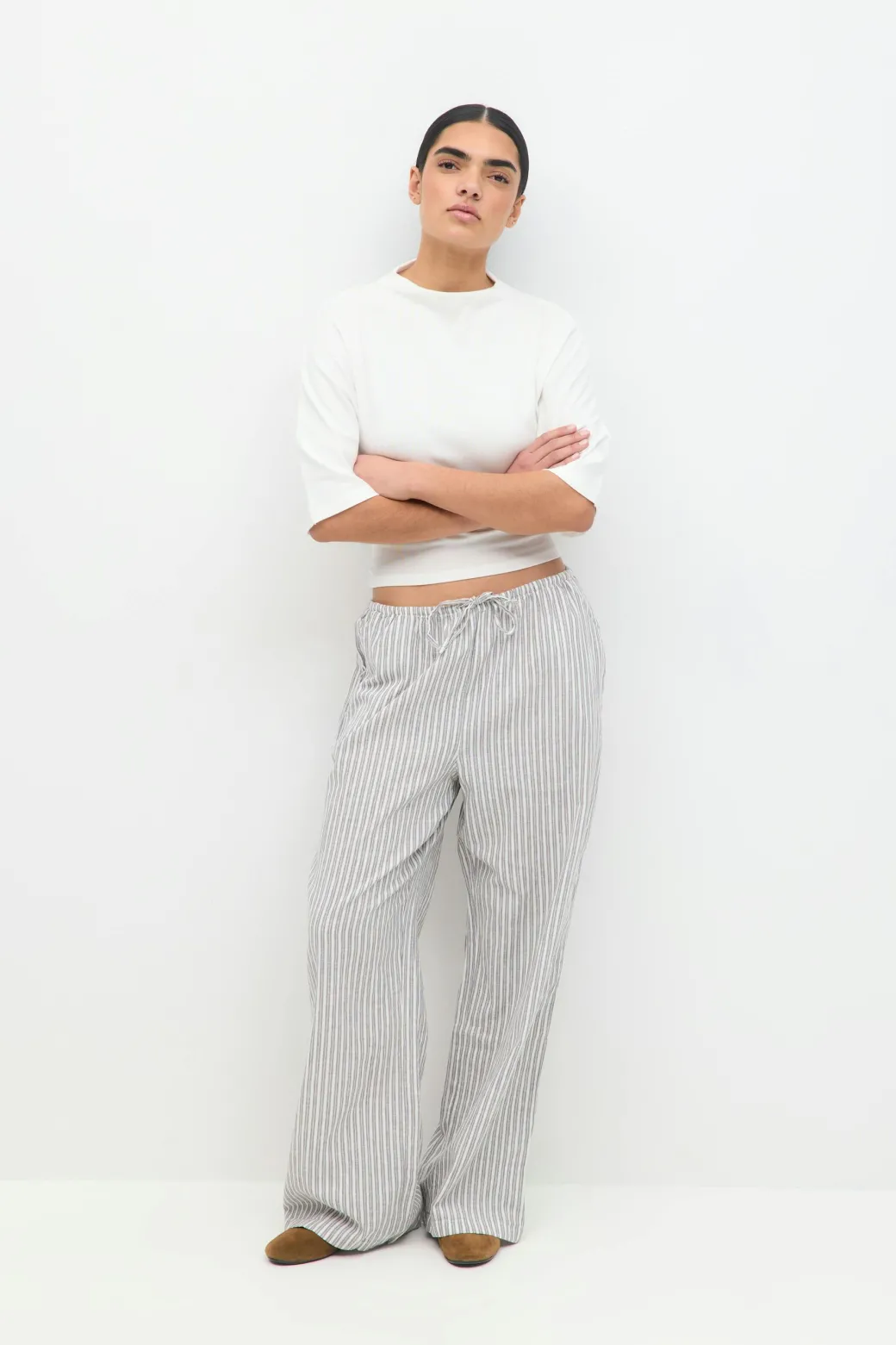 linen blend trousers