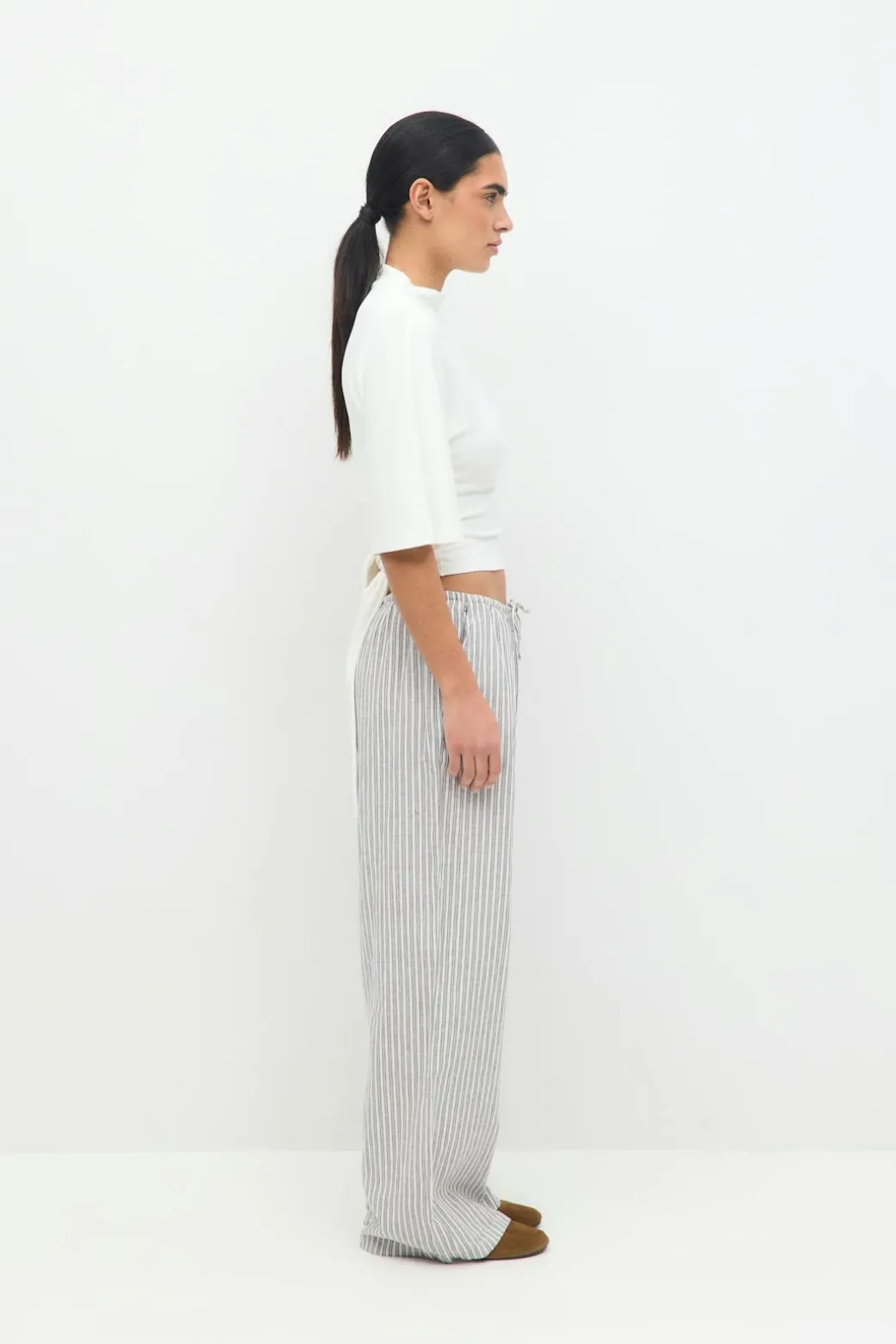 linen blend trousers