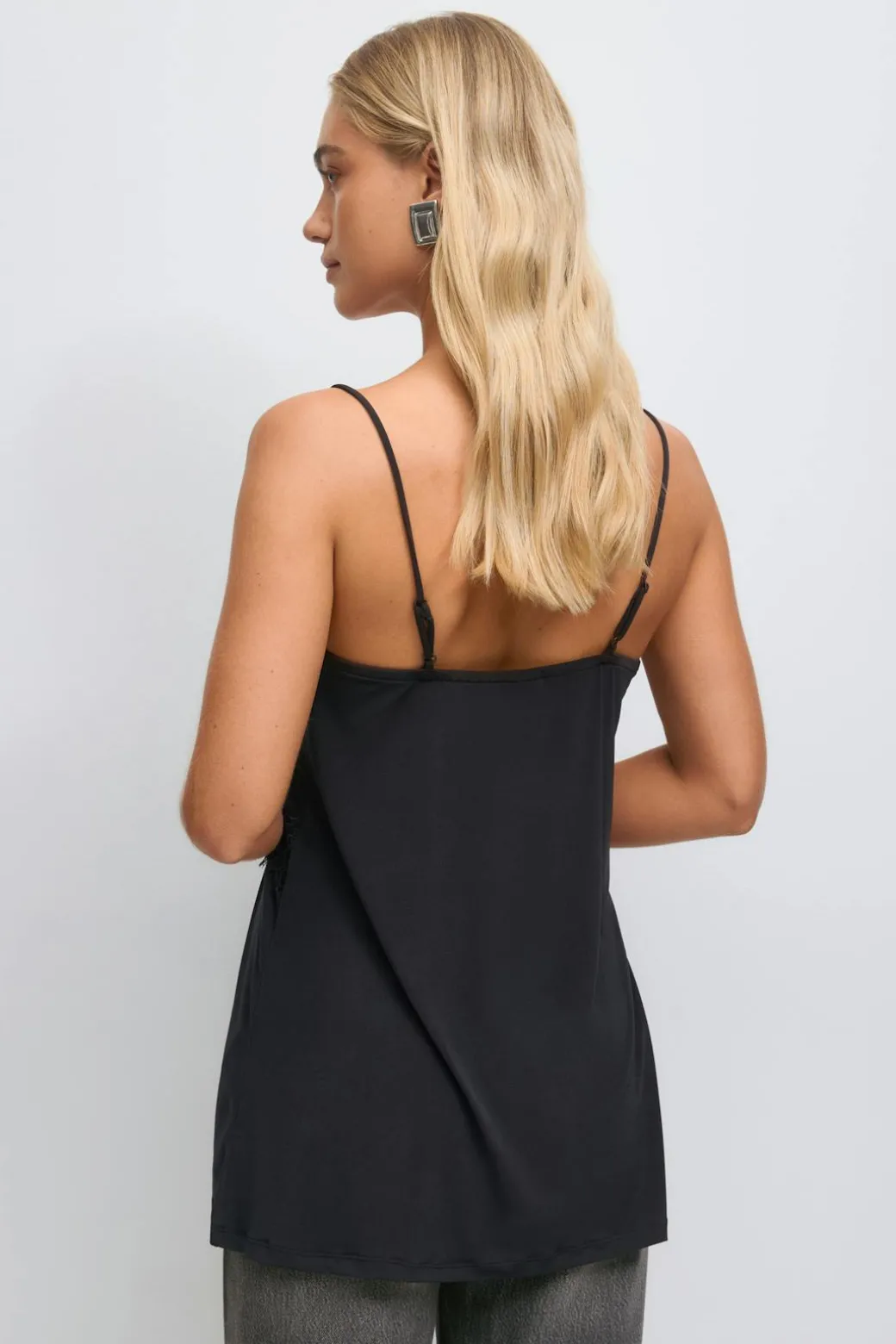 Long lace singlet
