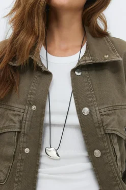 Long necklace