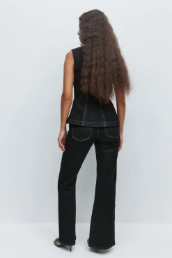 Low front slit jeans