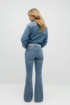 Low waist bootcut jeans