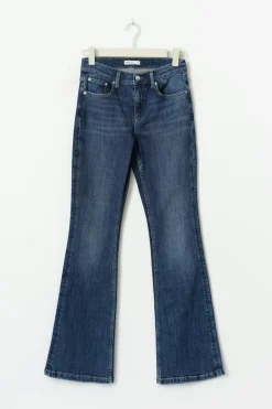 Low waist bootcut jeans