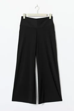 Low waist trousers