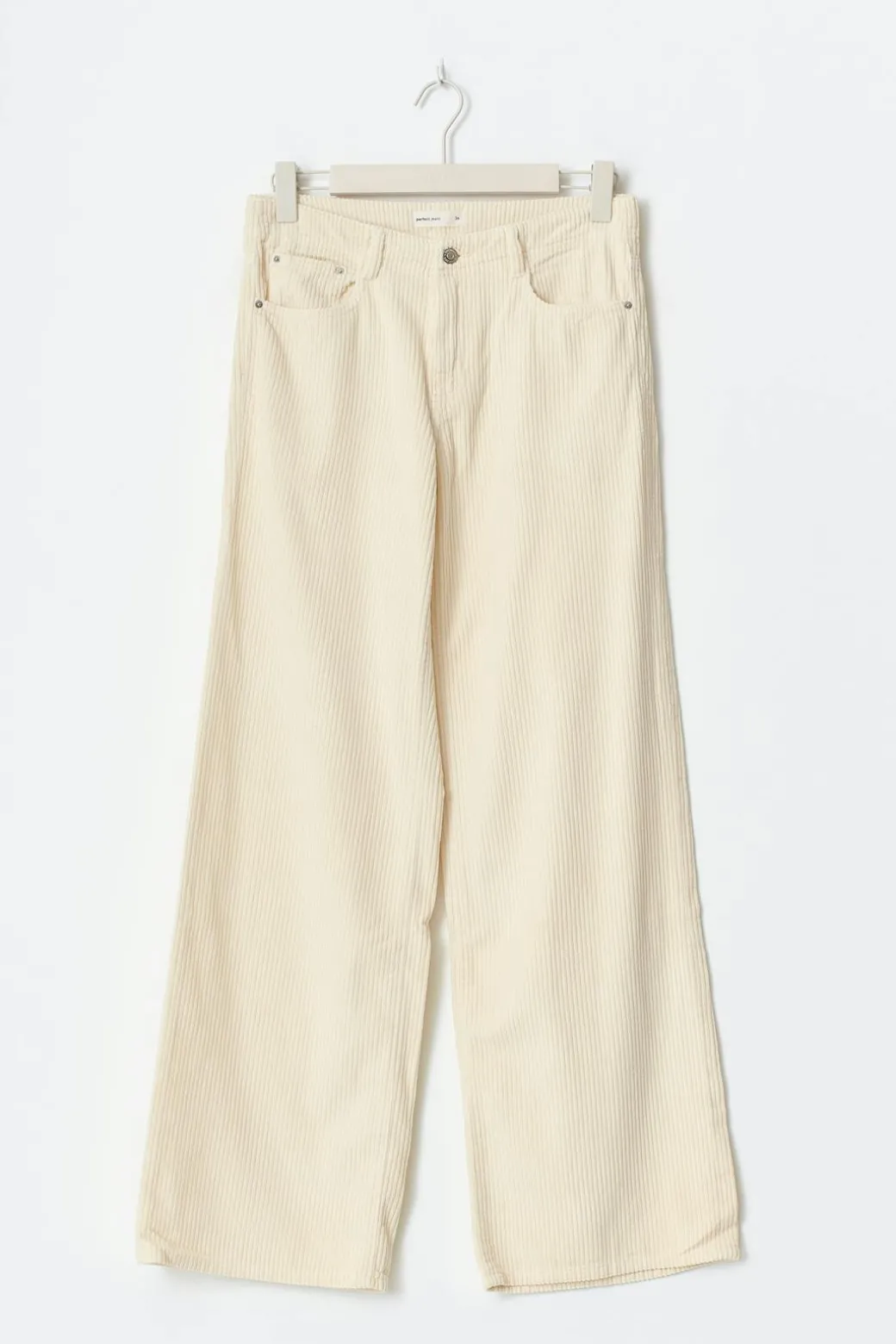 Low wide cord jeans