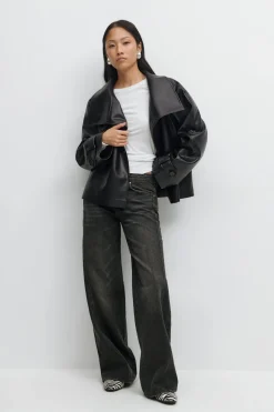 Low wide front seam jeans