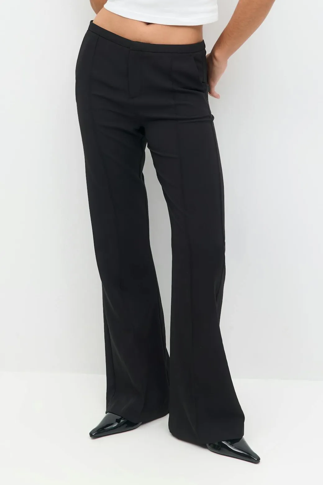 mid waist bootcut trousers
