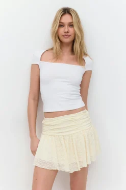 Mini lace skirt