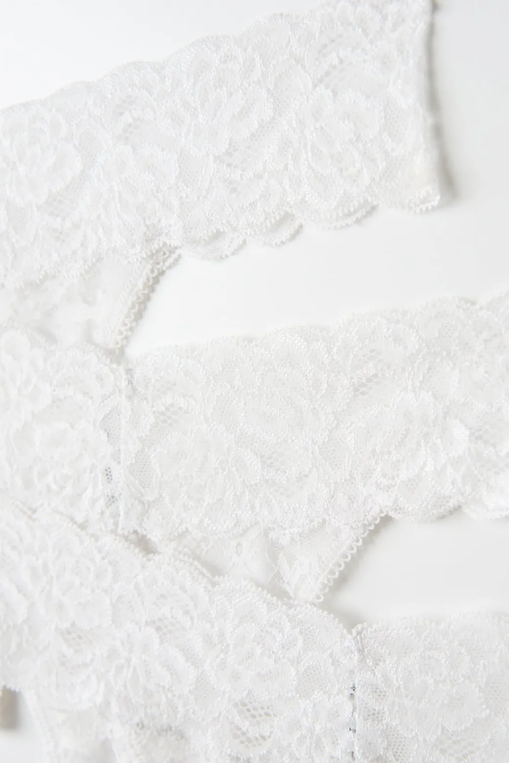 3-pack lace string