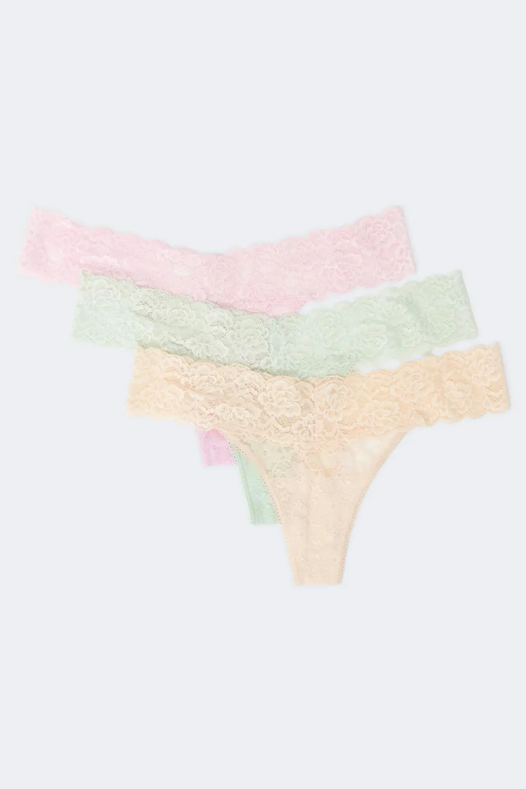 3-pack lace thong