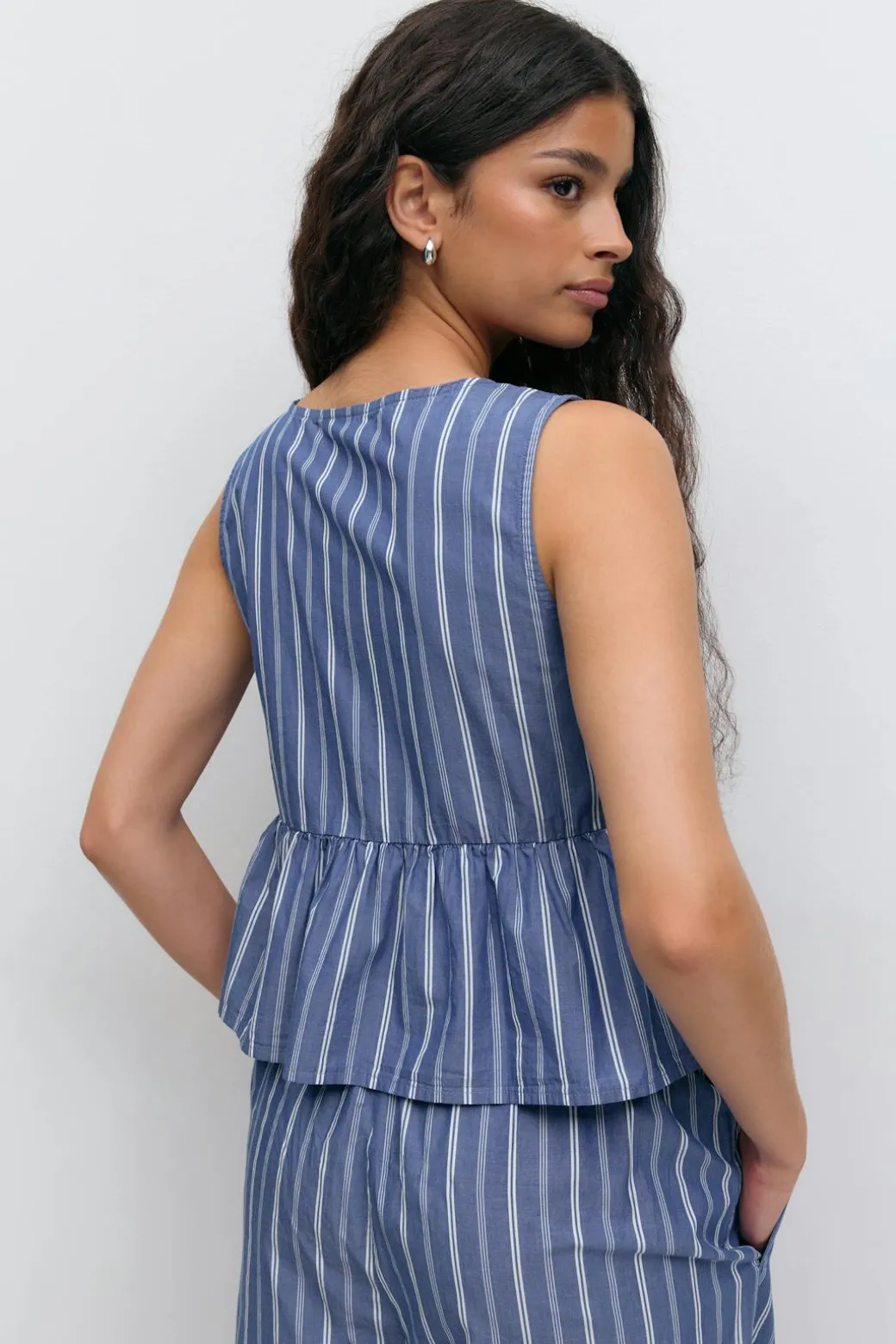 Peplum tie top