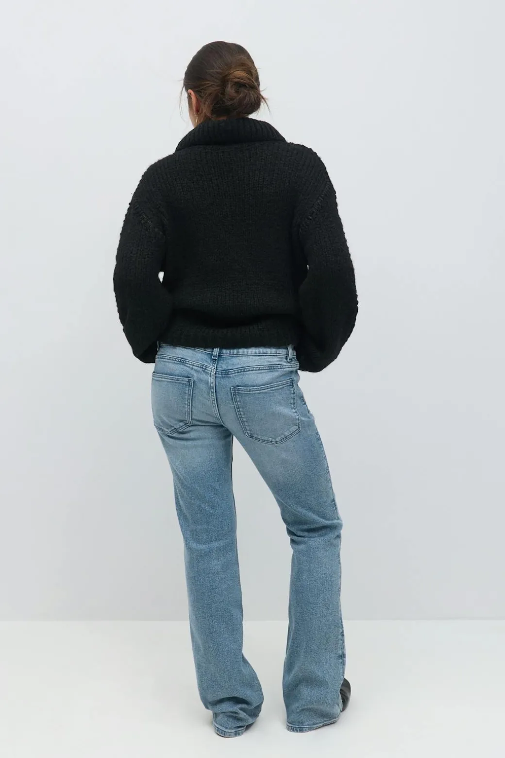 Pleated flare jeans