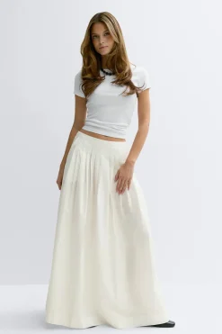 Pleated skirt