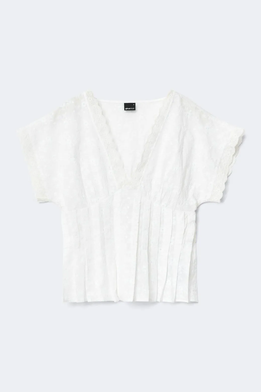 Pleated top