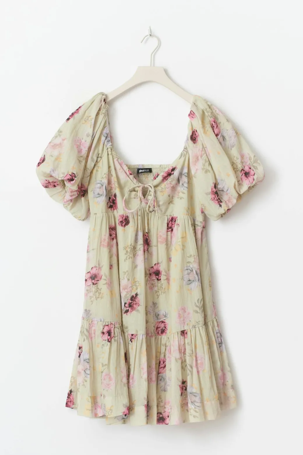 Puff sleeve dress