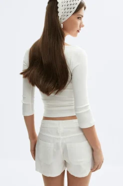 Quarter sleeve boatneck top