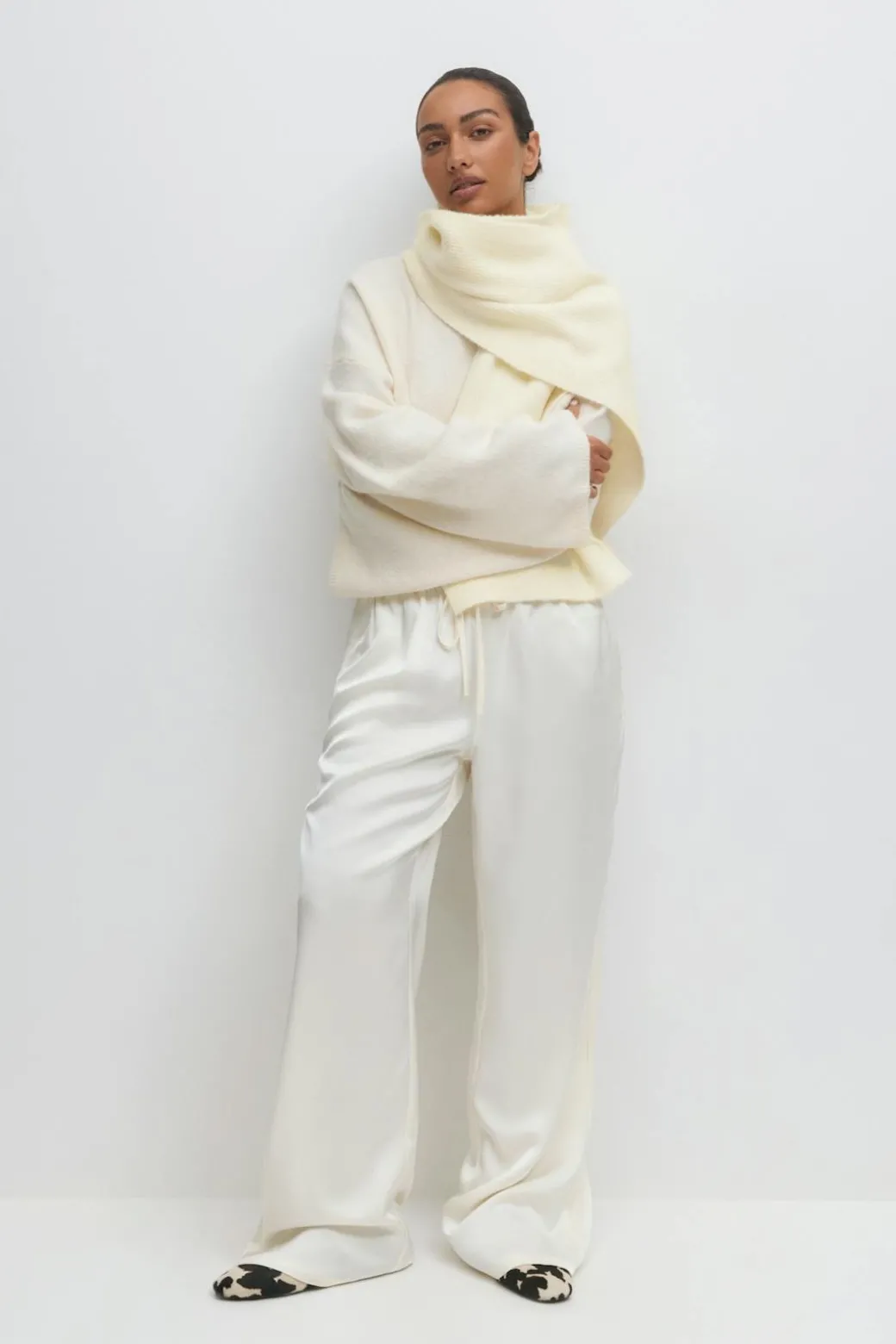 Rib knitted scarf