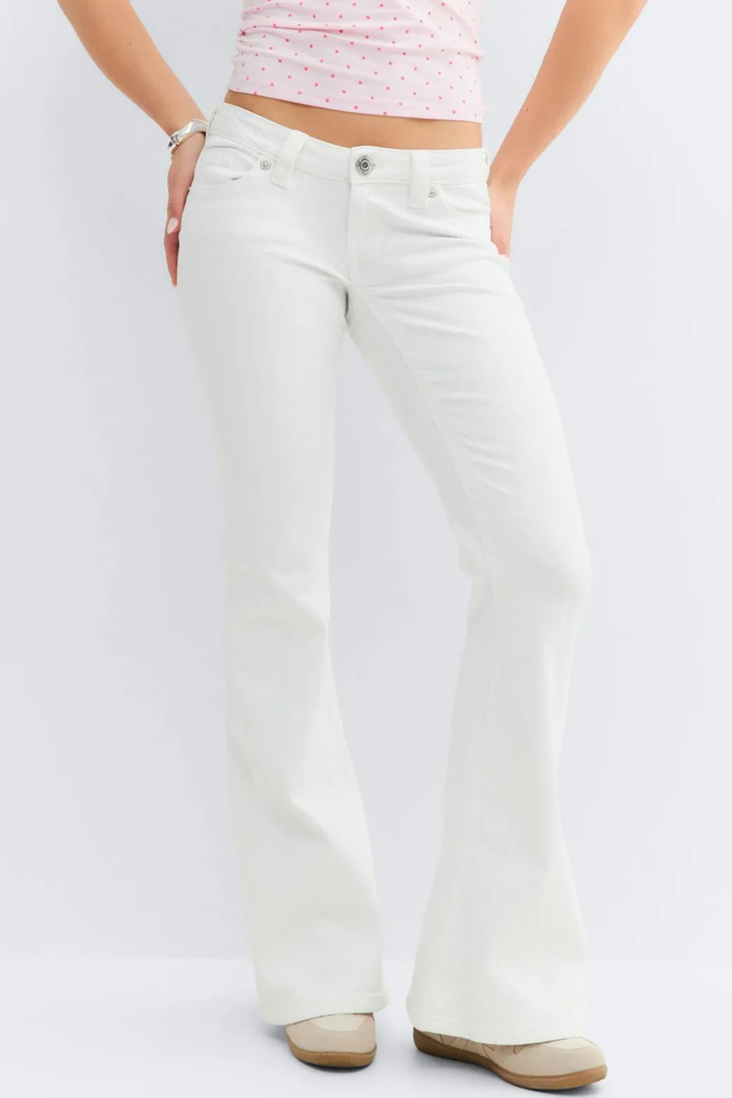14+ runway jeans