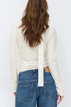 Scarf top