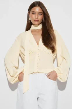 Scarf top