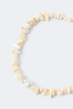 Sea pearl necklace