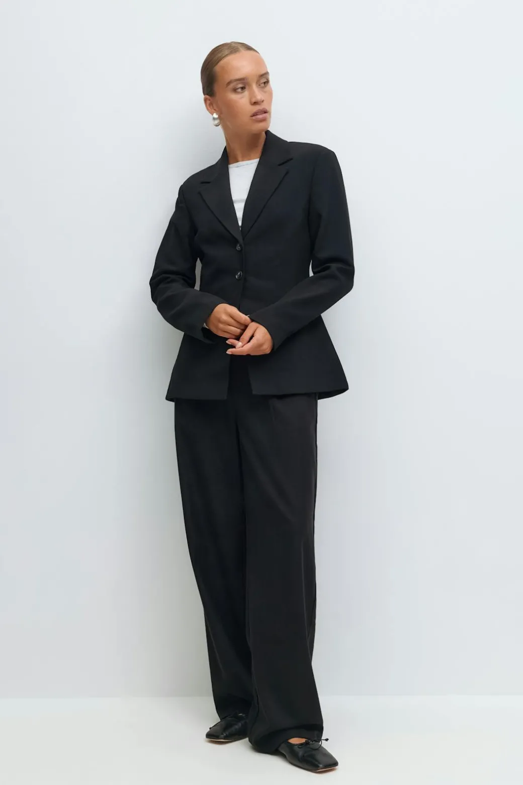 Shaped blazer