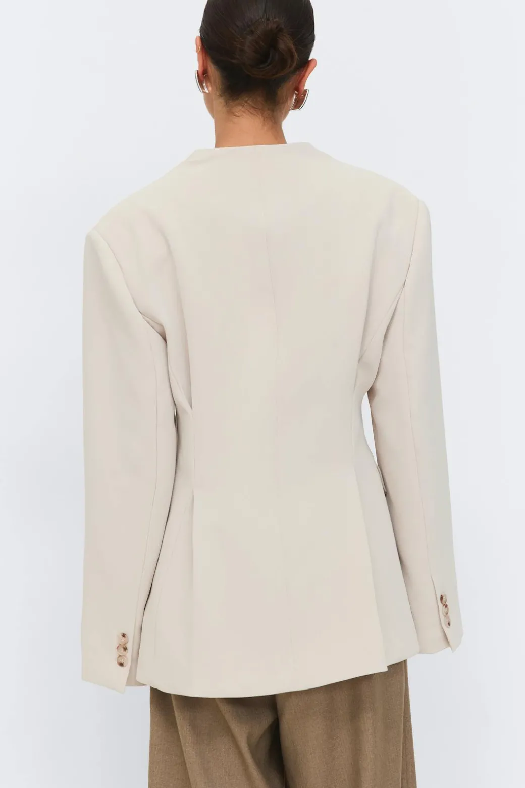 Shaped blazer