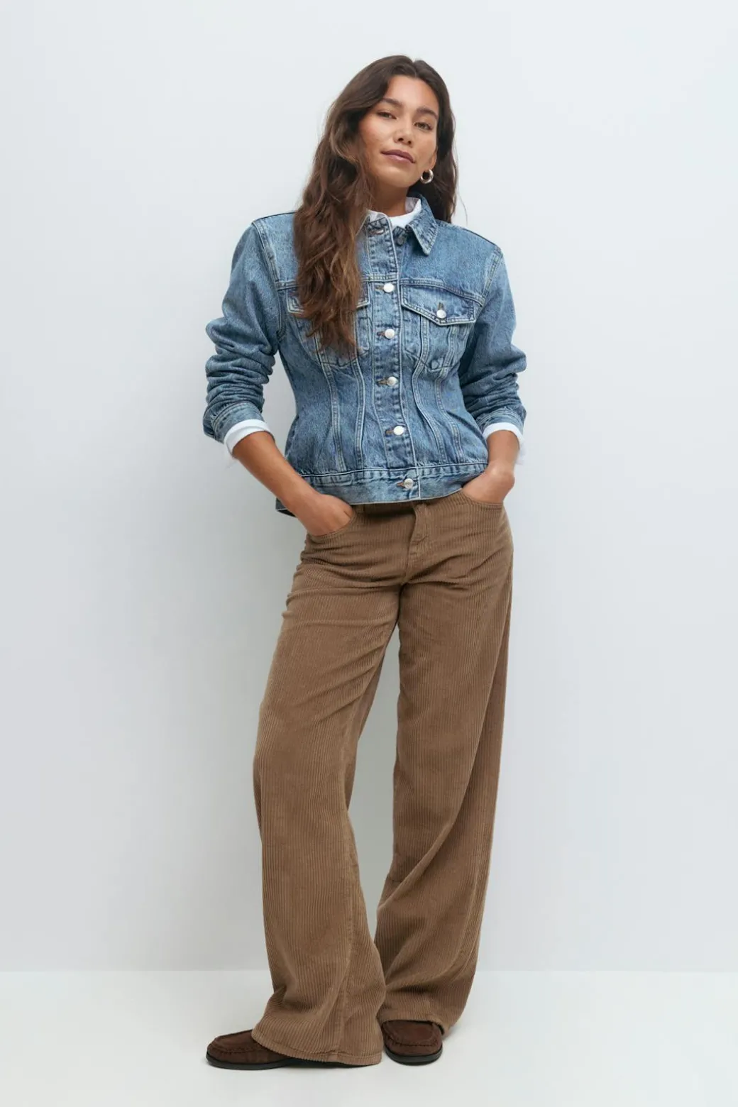 Shaped denim jacket