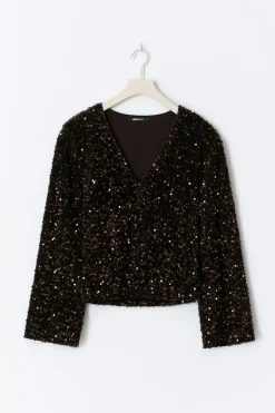 Shaped sequin top