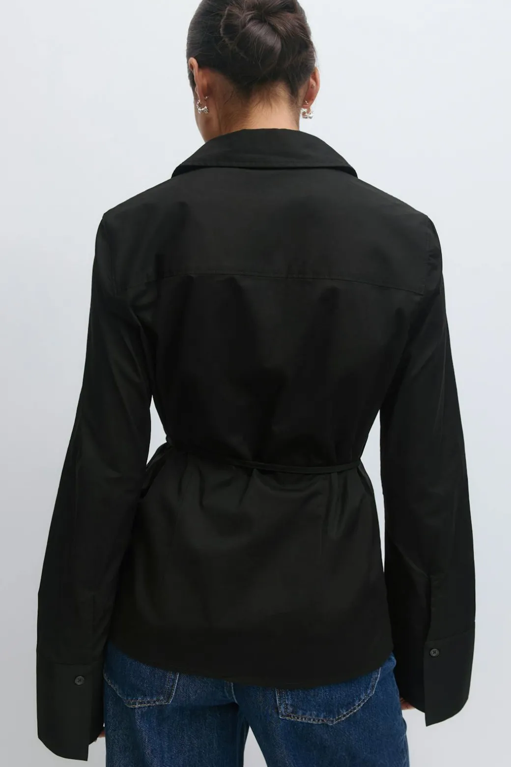 Shaped tie blouse