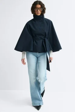 Short cape trench jacket