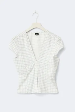 Short sleeve top