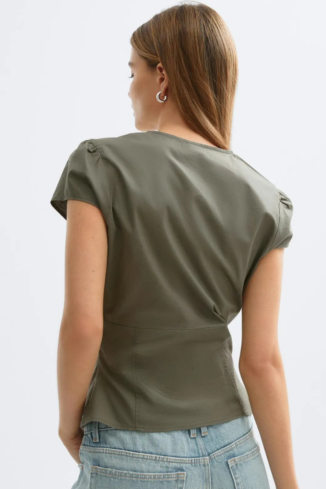 Short sleeve top