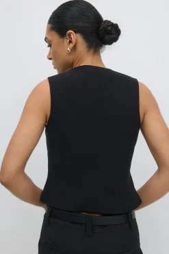Short v-neck vest
