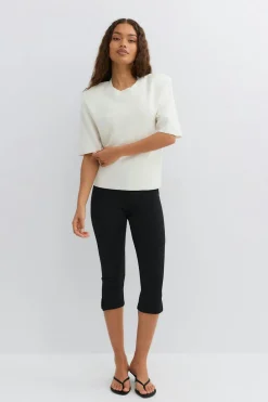 Shoulder pad knitted top