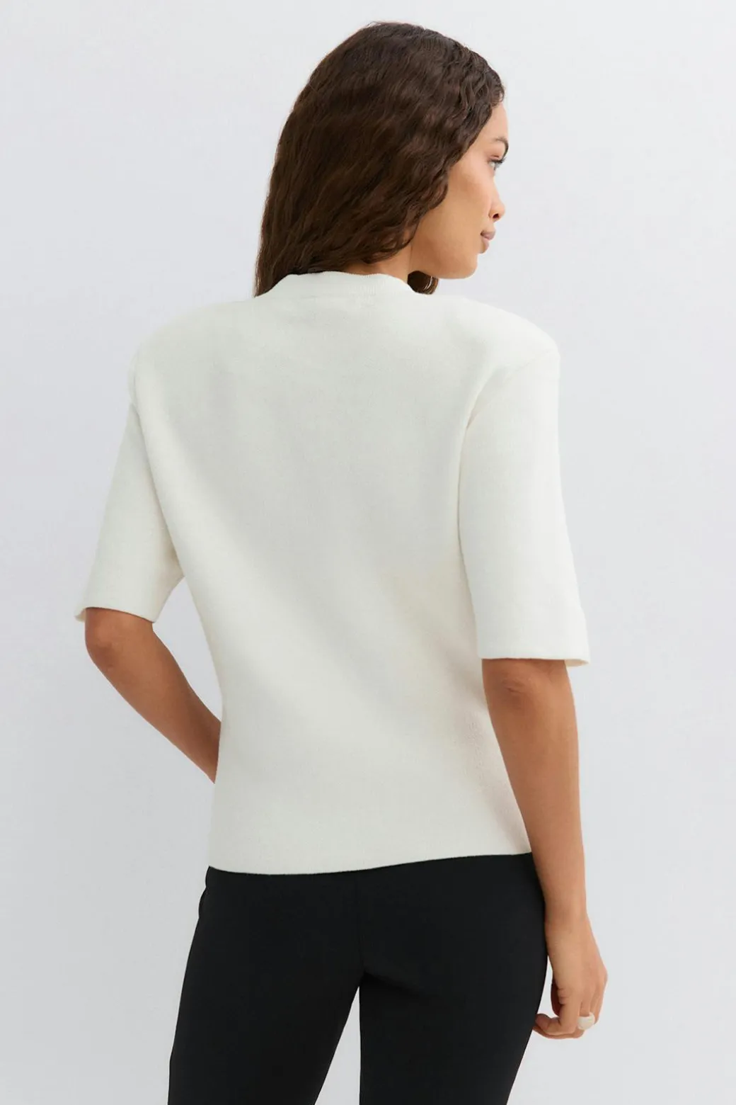 Shoulder pad knitted top