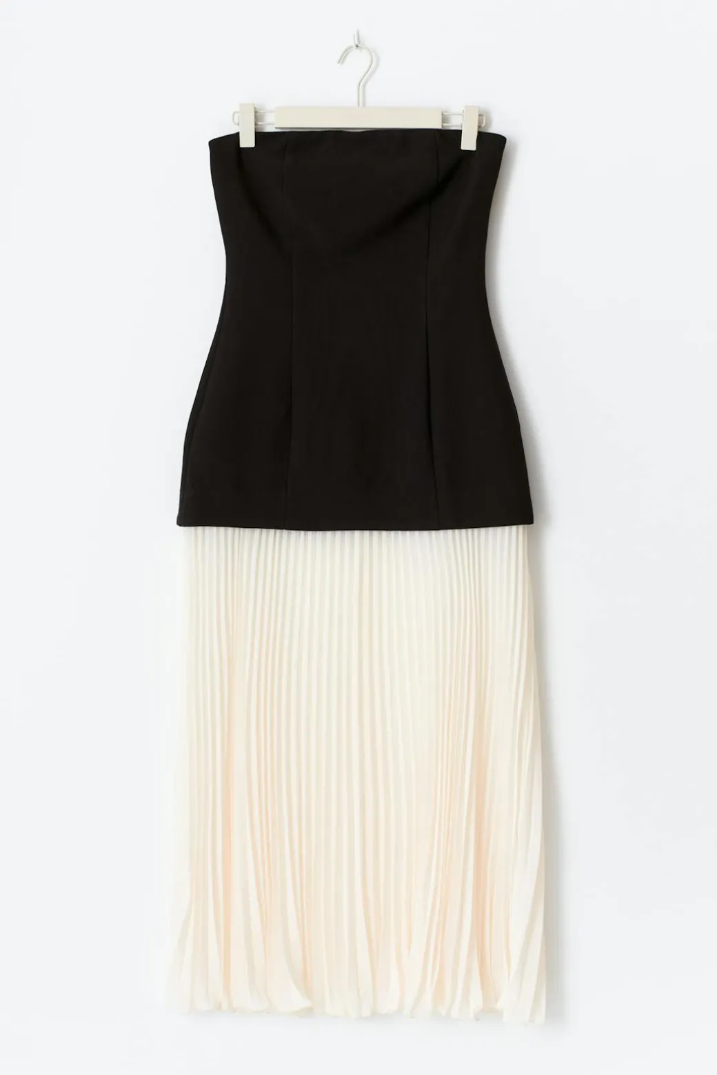Sleeveless dropped waist dress