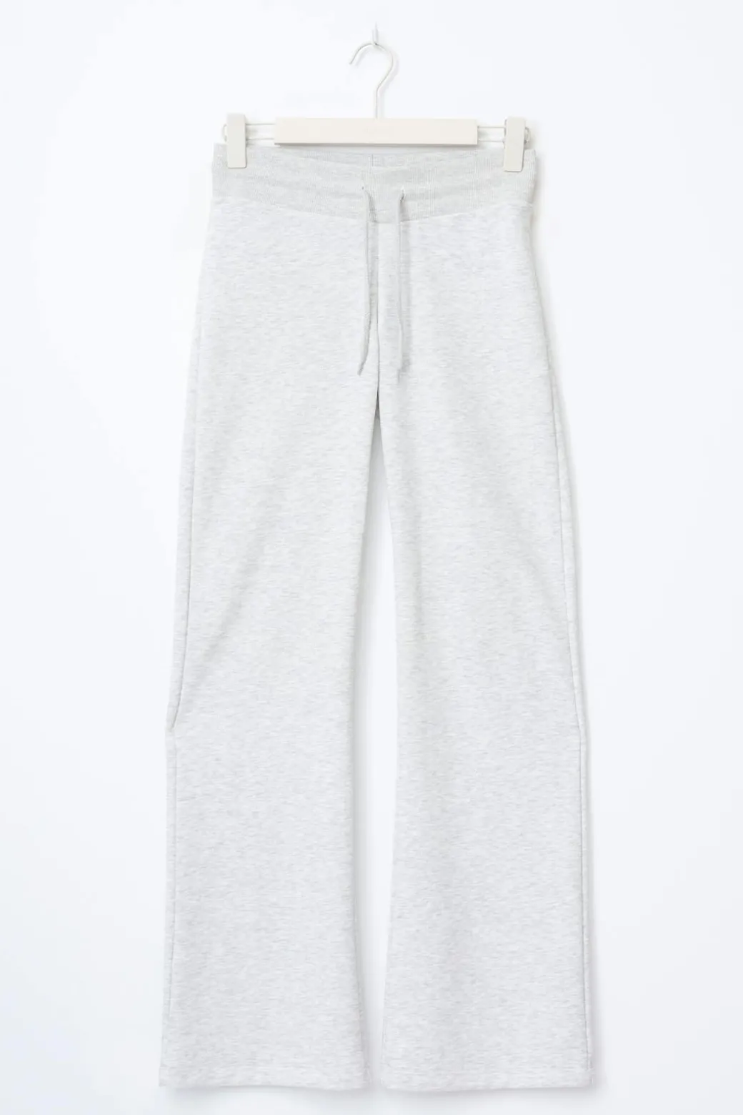 Slim low waist sweatpants