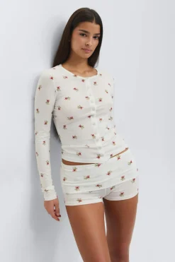 Soft folded loungewear shorts