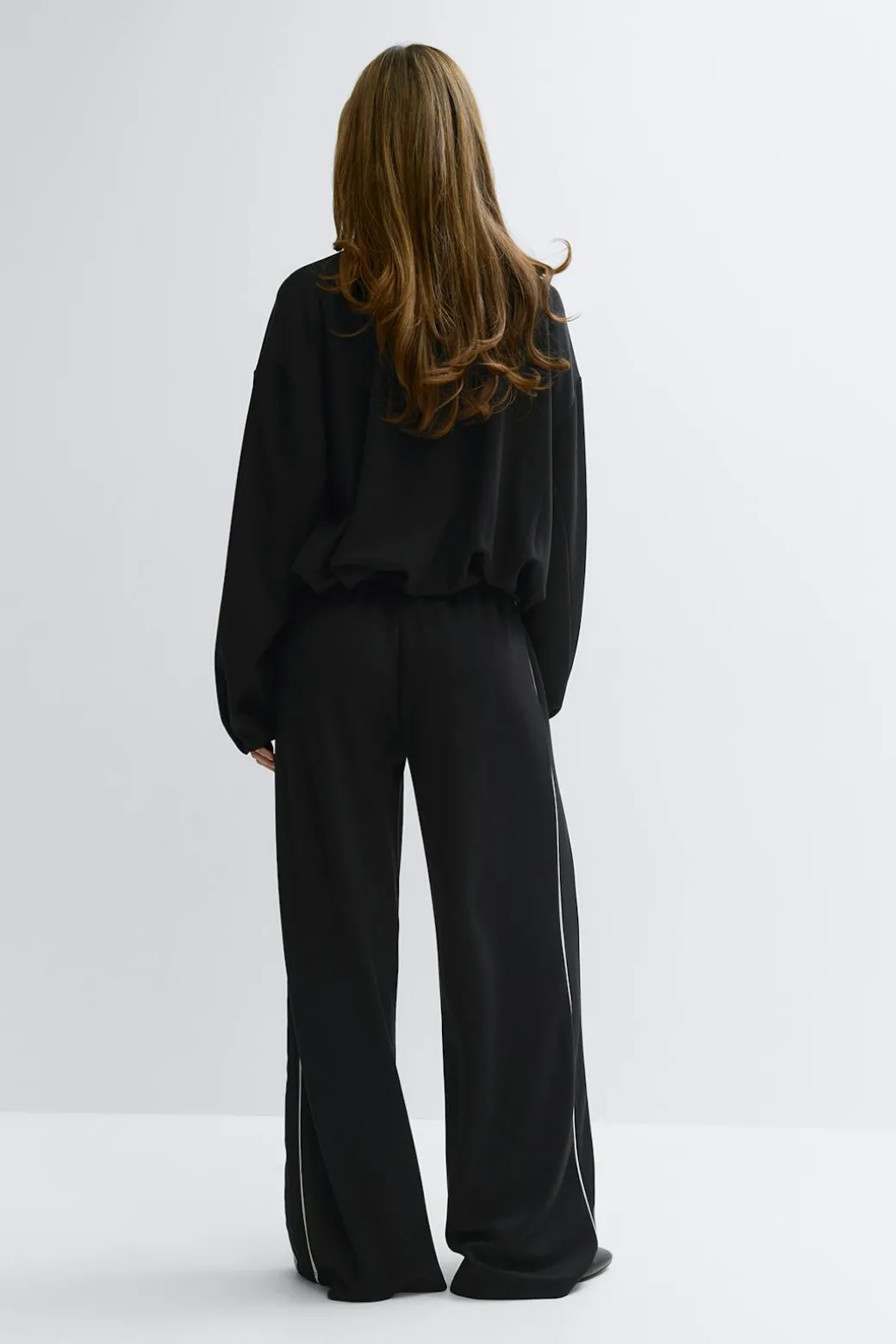 Soft sporty trousers